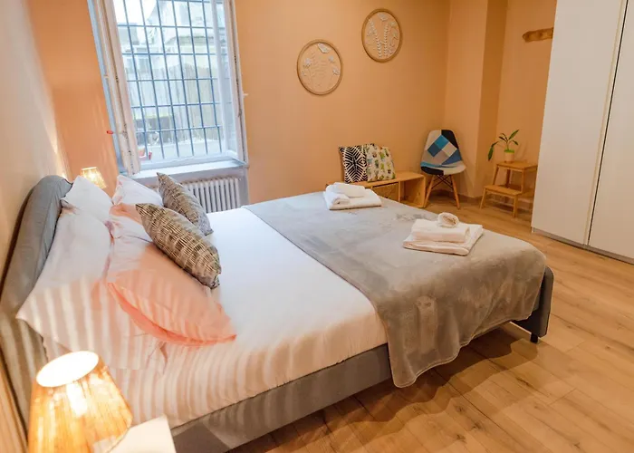 Secret Family Escape - Cozy Arched Flat Apartment Turin